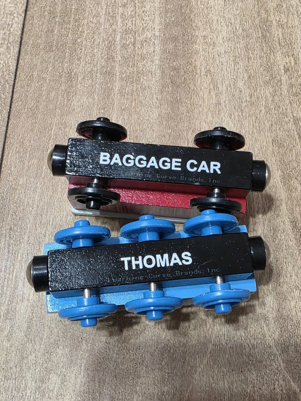 Thomas Wooden Blue Railway Train Red Baggage And Thomas